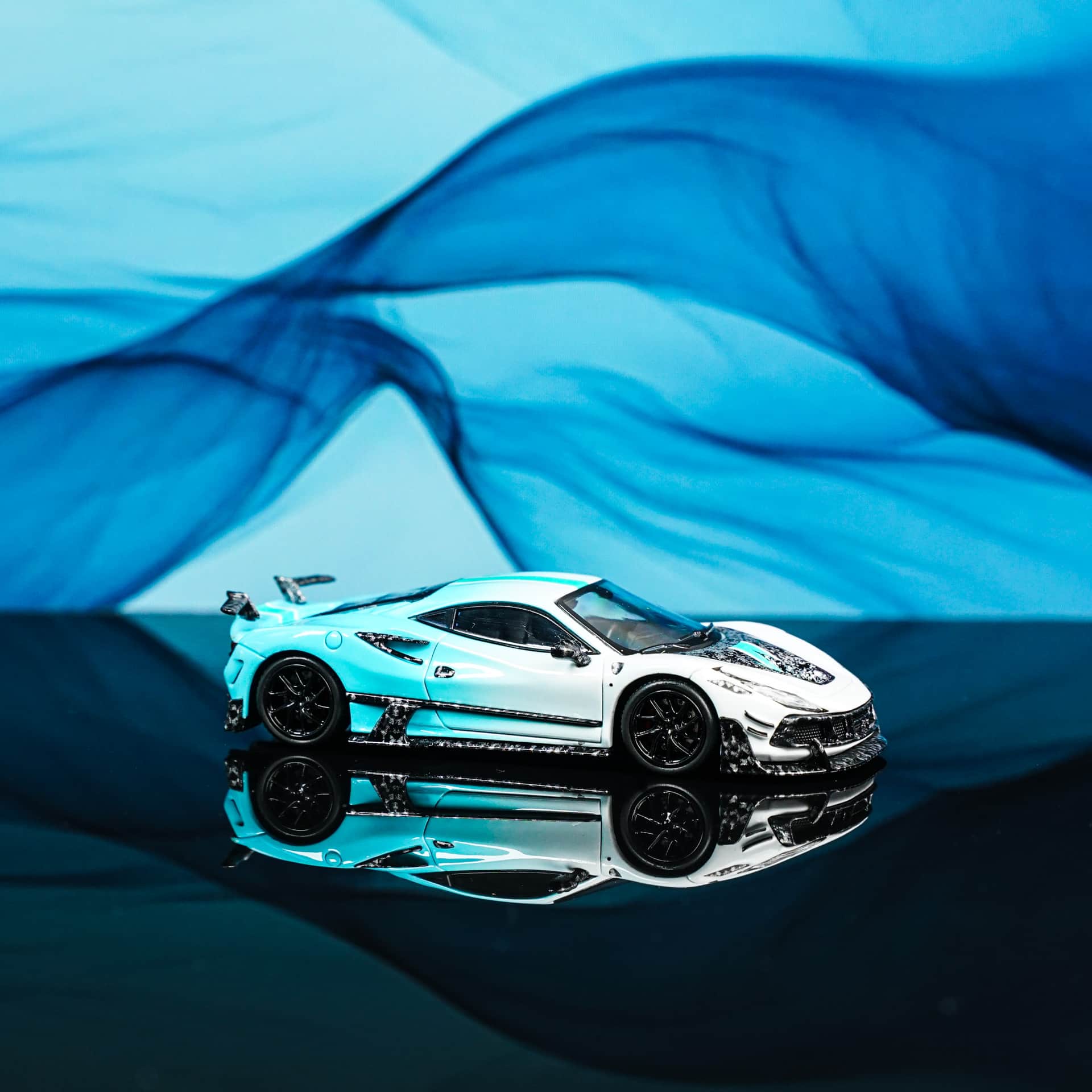 Ferrari F8XX Mansory Aurora Model - model 1:64