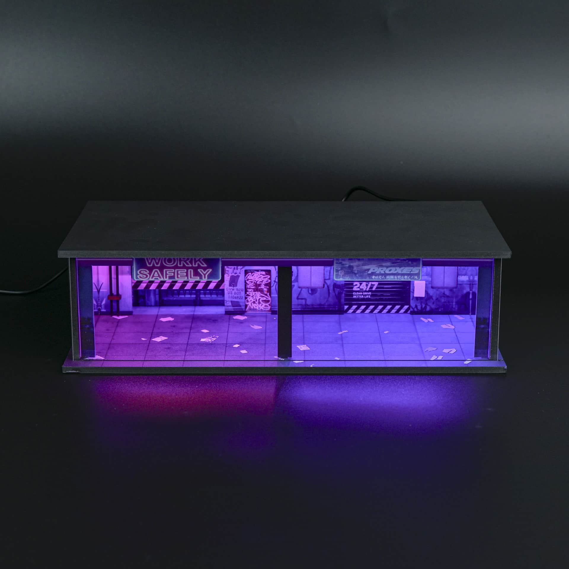 Diorama Cyberpunk 06 | Work Safely | Podświetlana LED | 1:64
