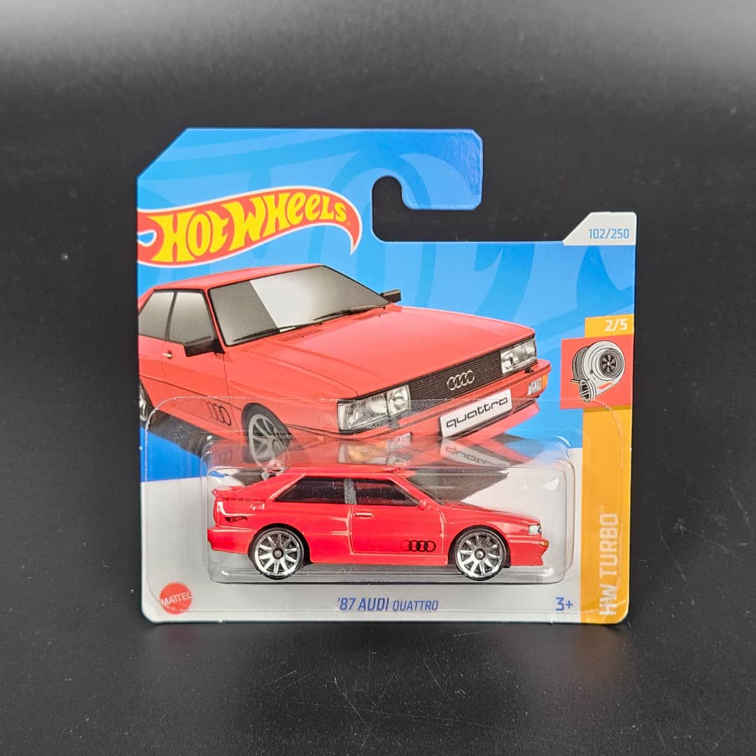 Audi Quattro Czerwone Hot Wheels - model 1:64