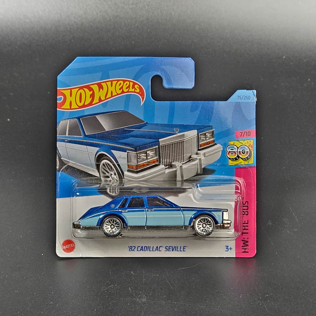 Cadillac Seville Hot Wheels - model 1:64