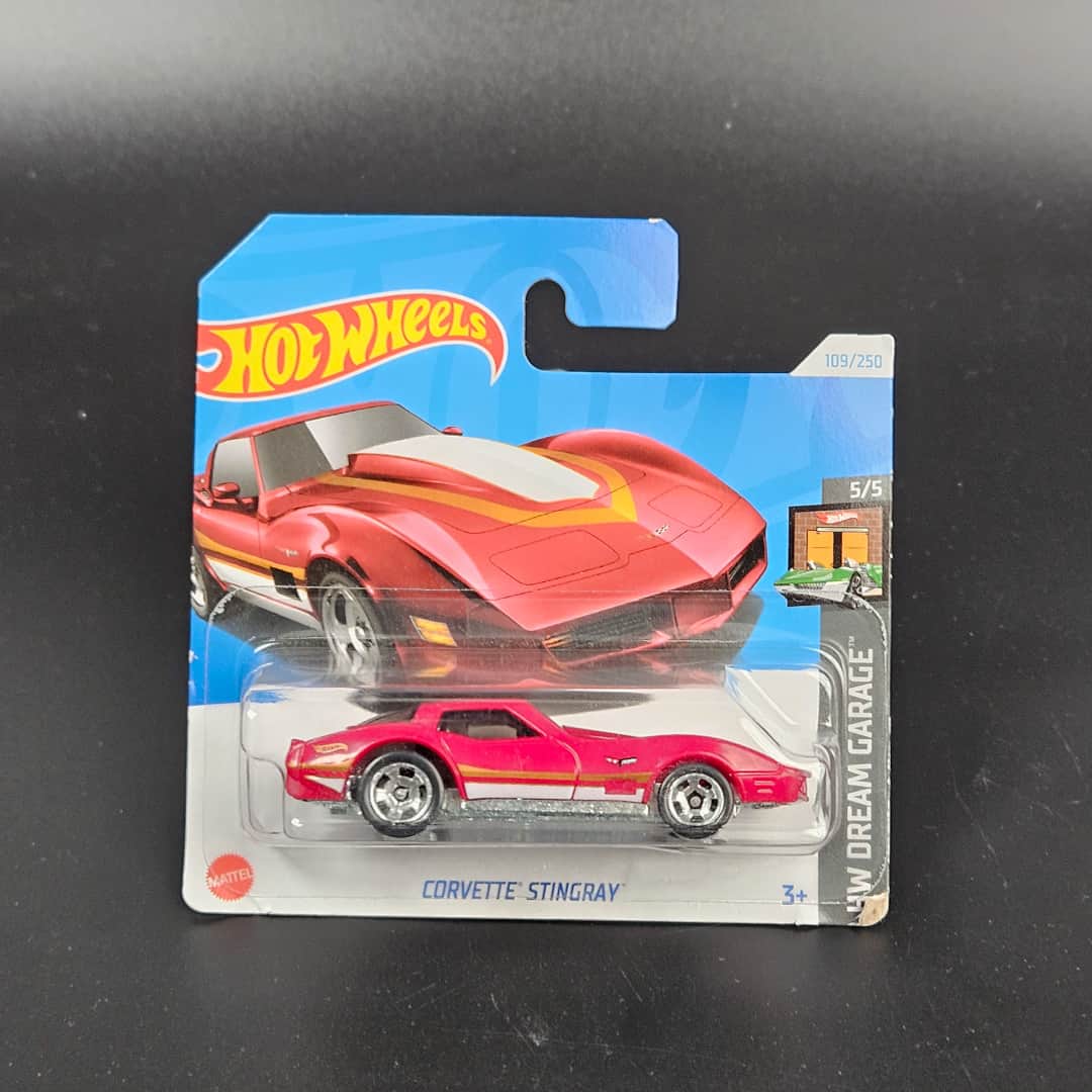 Corvette Stingray Hot Wheels - model 1:64