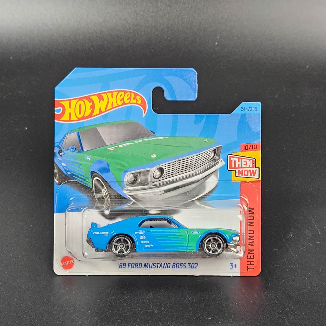 Ford Mustang Boss 302 Hot Wheels - model 1:64