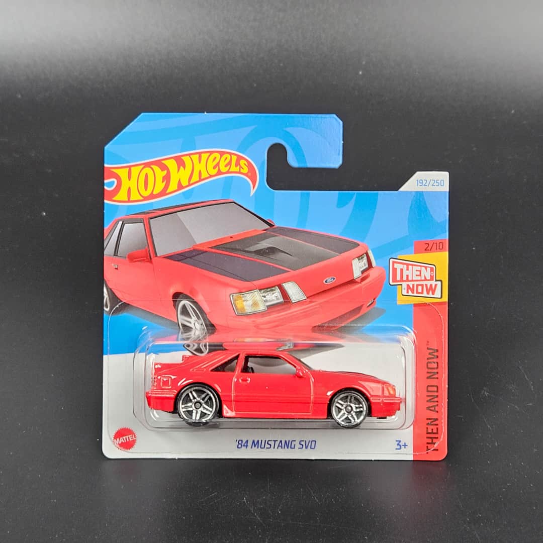 Ford Mustang Czerwony Hot Wheels - model 1:64