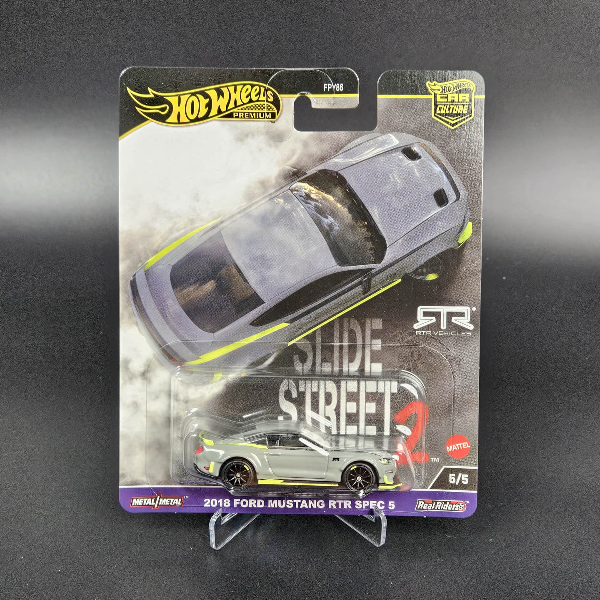 Ford Mustang RTR Hot Wheels - model 1:64
