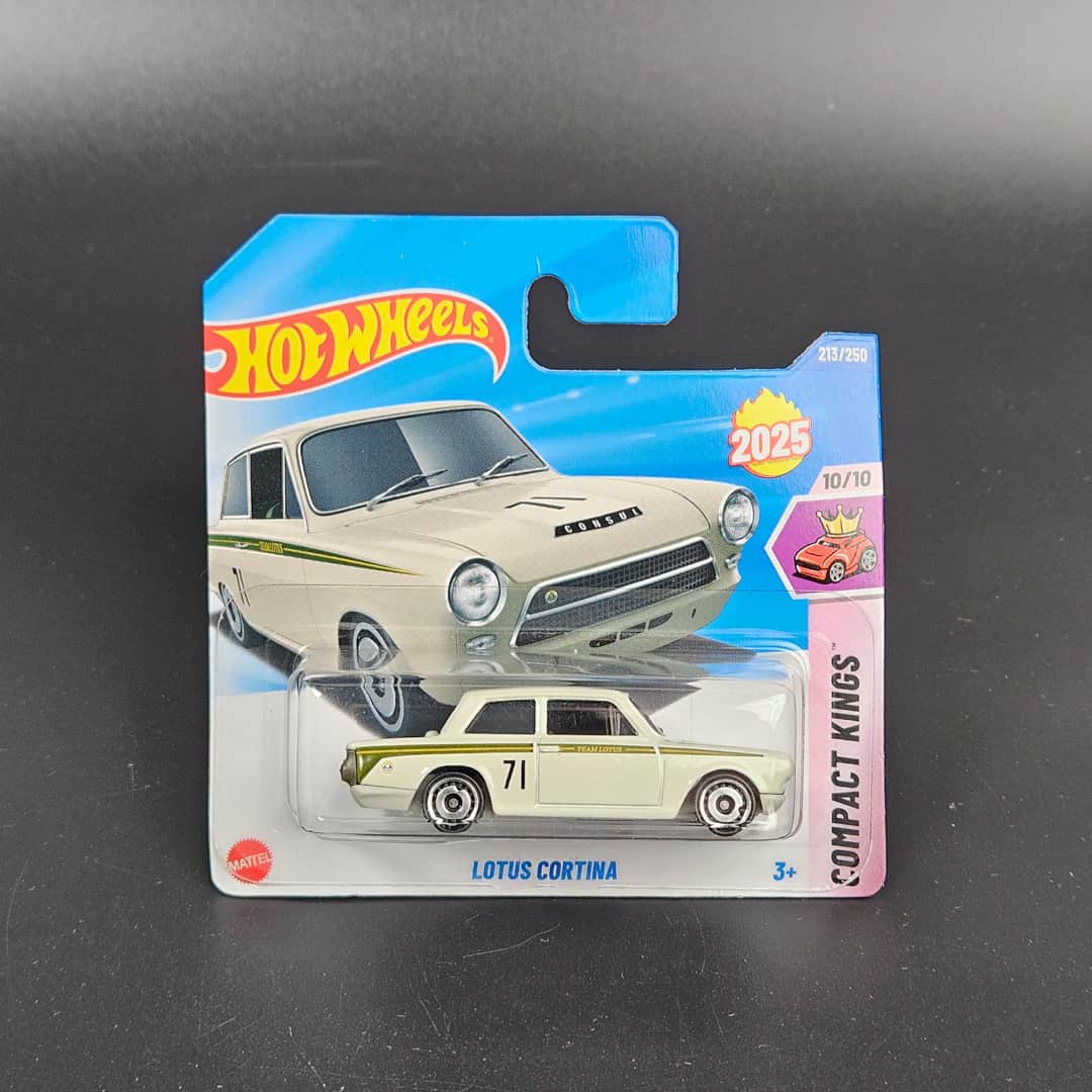 Lotus Cortina Hot Wheels - model 1:64