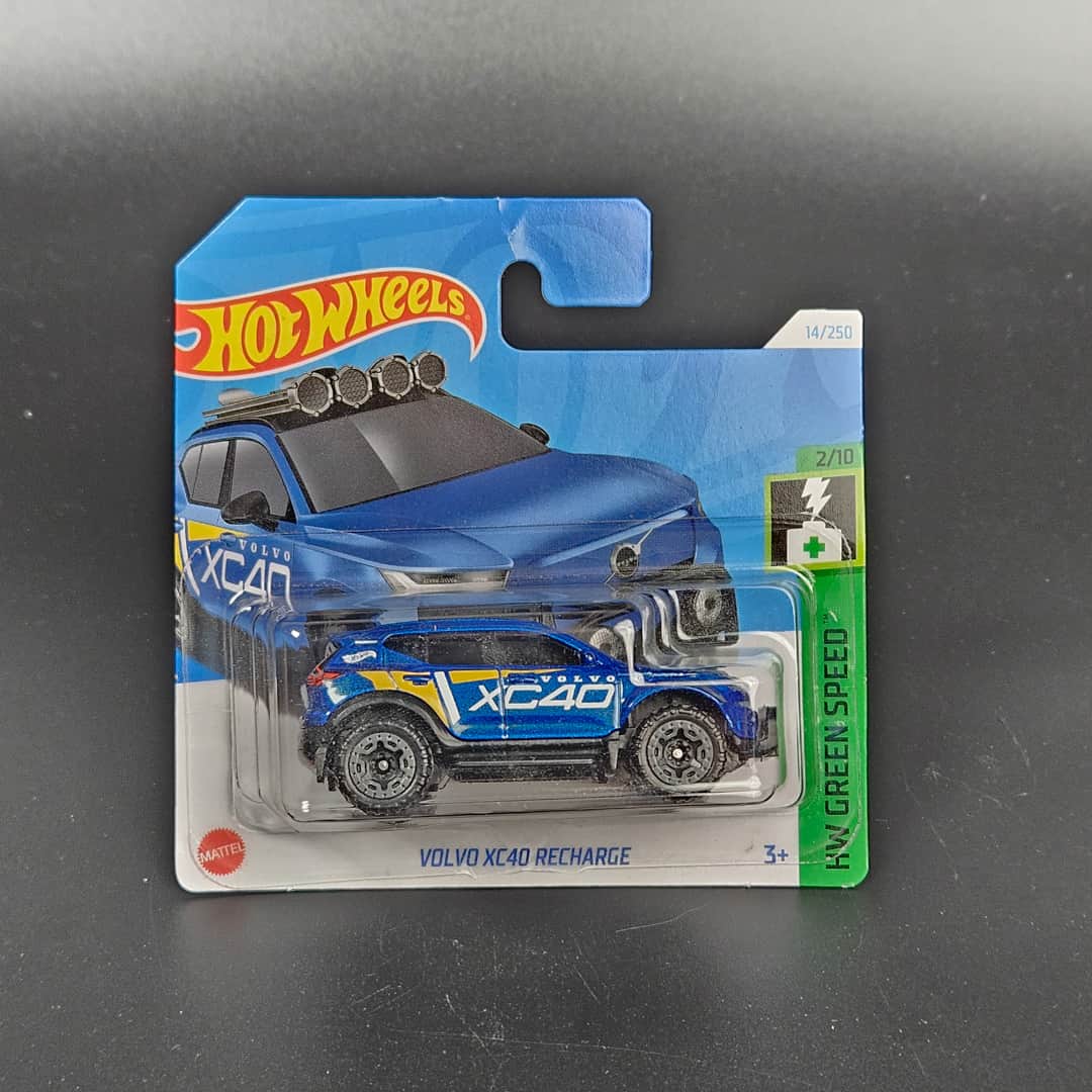 Volvo XC 40 Recharge Granatowy Hot Wheels - model 1:64