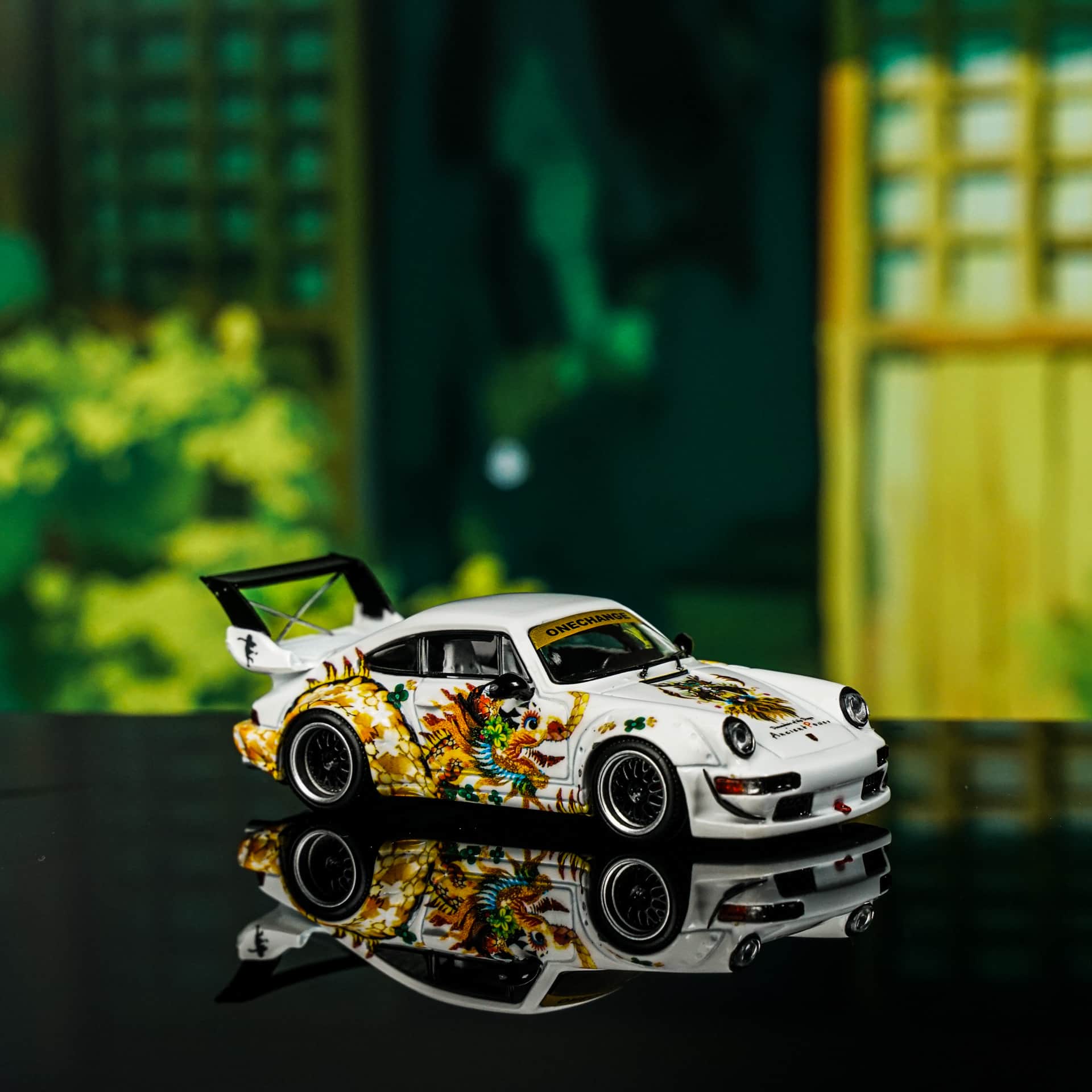Porsche RWB 964 Flower Dragon ModernArt - model 1:64