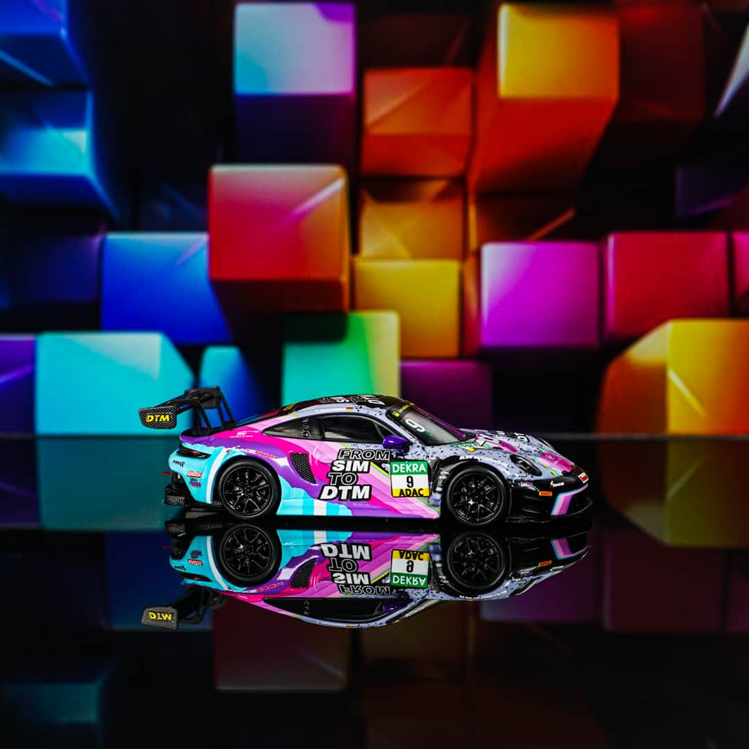 Porsche 911 GT3 R #9 Star Race - model 1:64