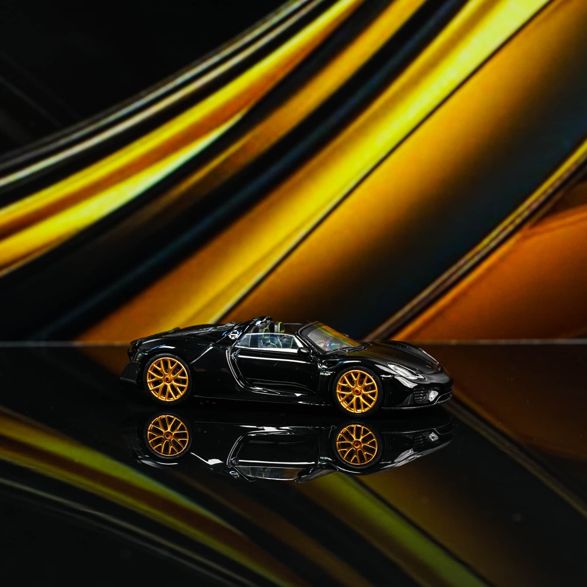 Porsche 918 Roadster Black TimeMicro - model 1:64