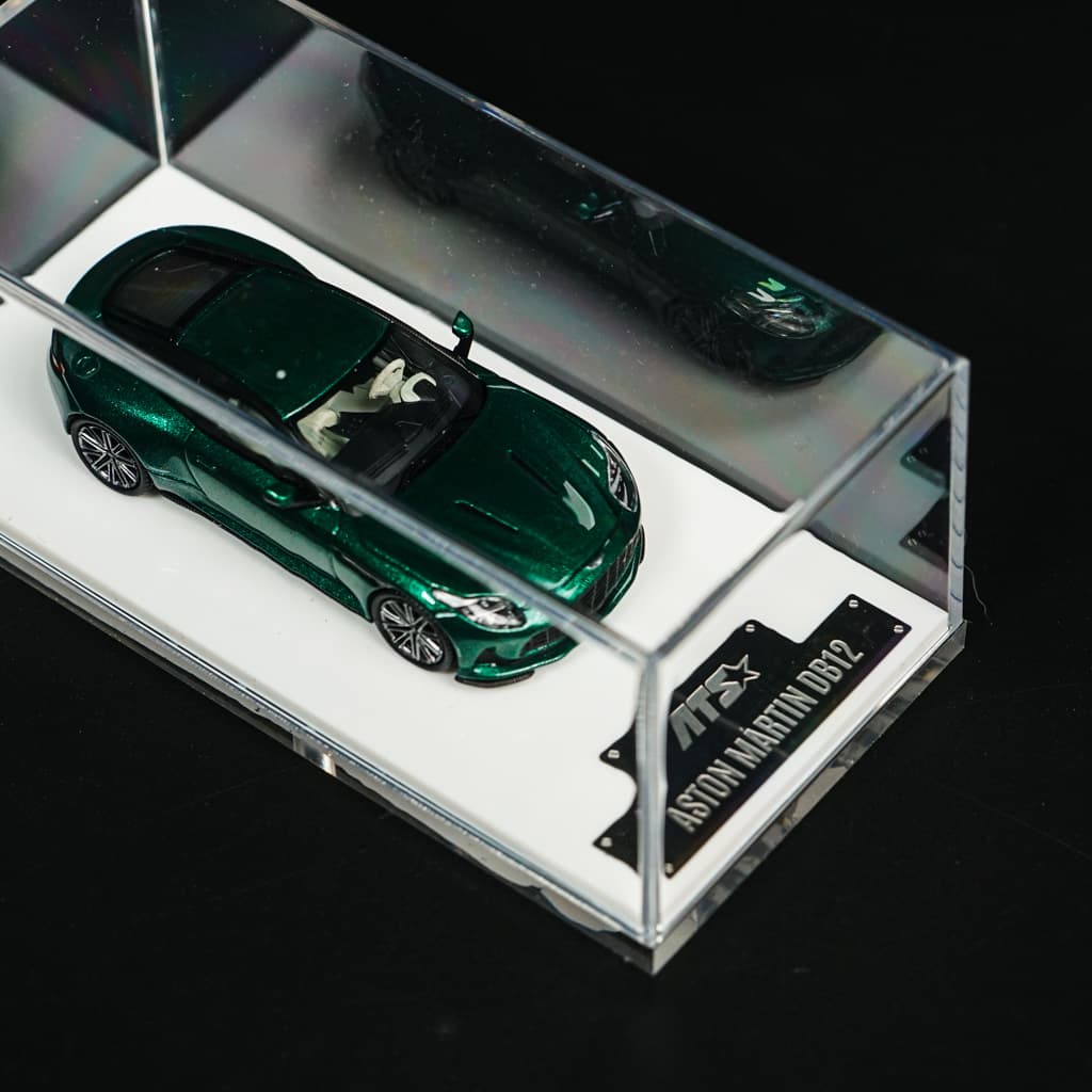 Aston Martin DB12 ATS - model 1:64 - miniatura 3
