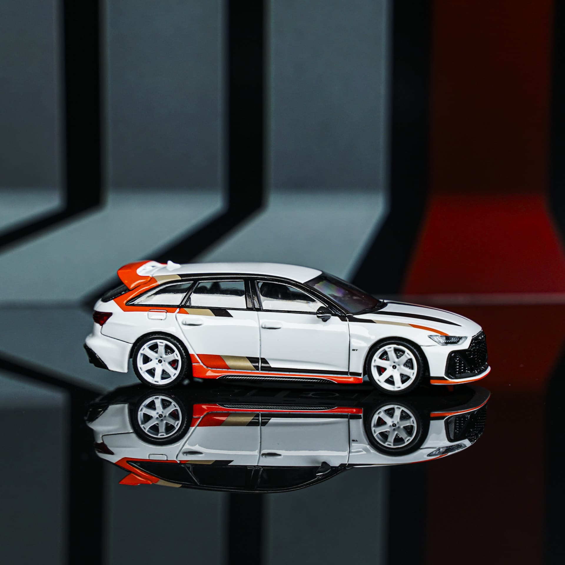 ATS | Audi RS 6 Avant GT | IMSA GTO | 1:64 - miniatura 1