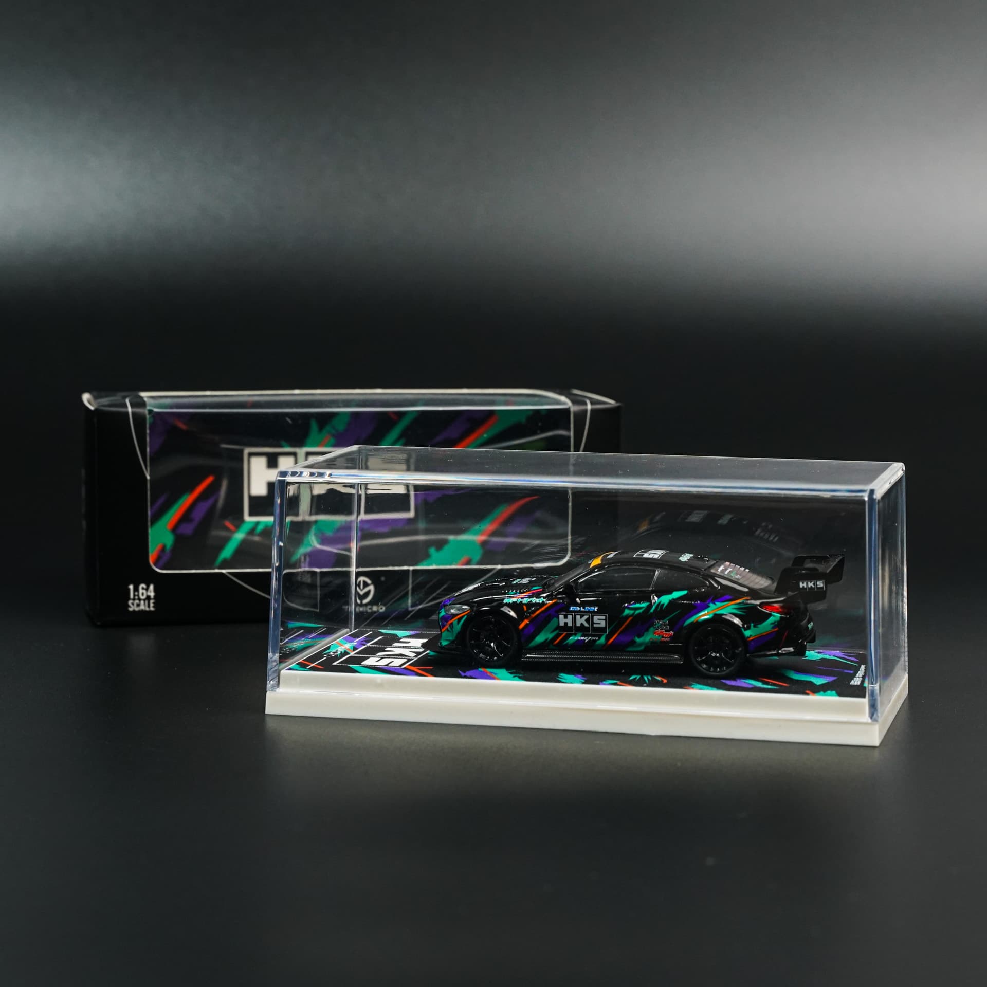 BMW M4 HKS TimeMicro - model 1:64 - miniatura 5