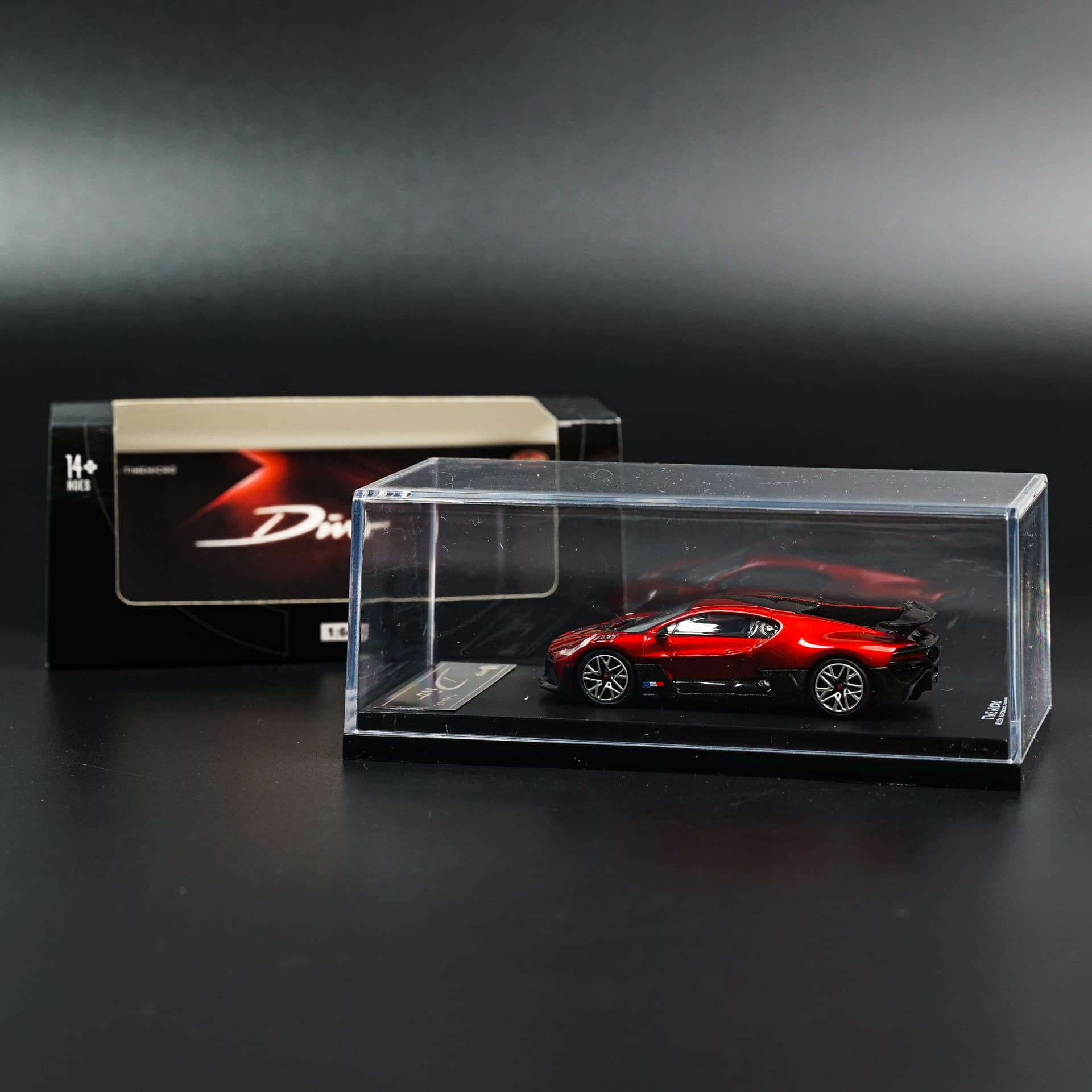 Bugatti Divo TimeMicro - model 1:64 - miniatura 4
