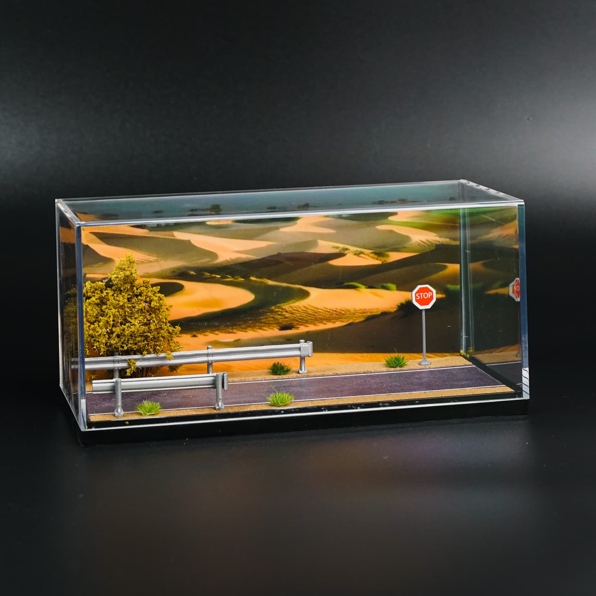 Desert Stop Moreart - model 1:64 - miniatura 1