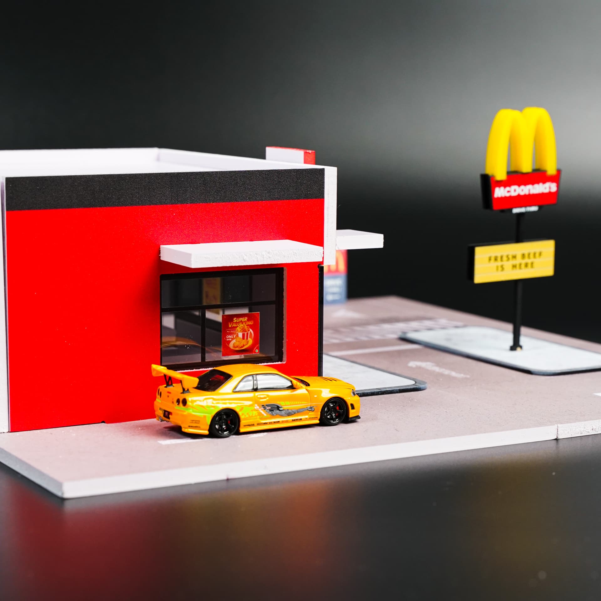Diorama McDonald’s Drive-In Moreart - model 1:64 - miniatura 4
