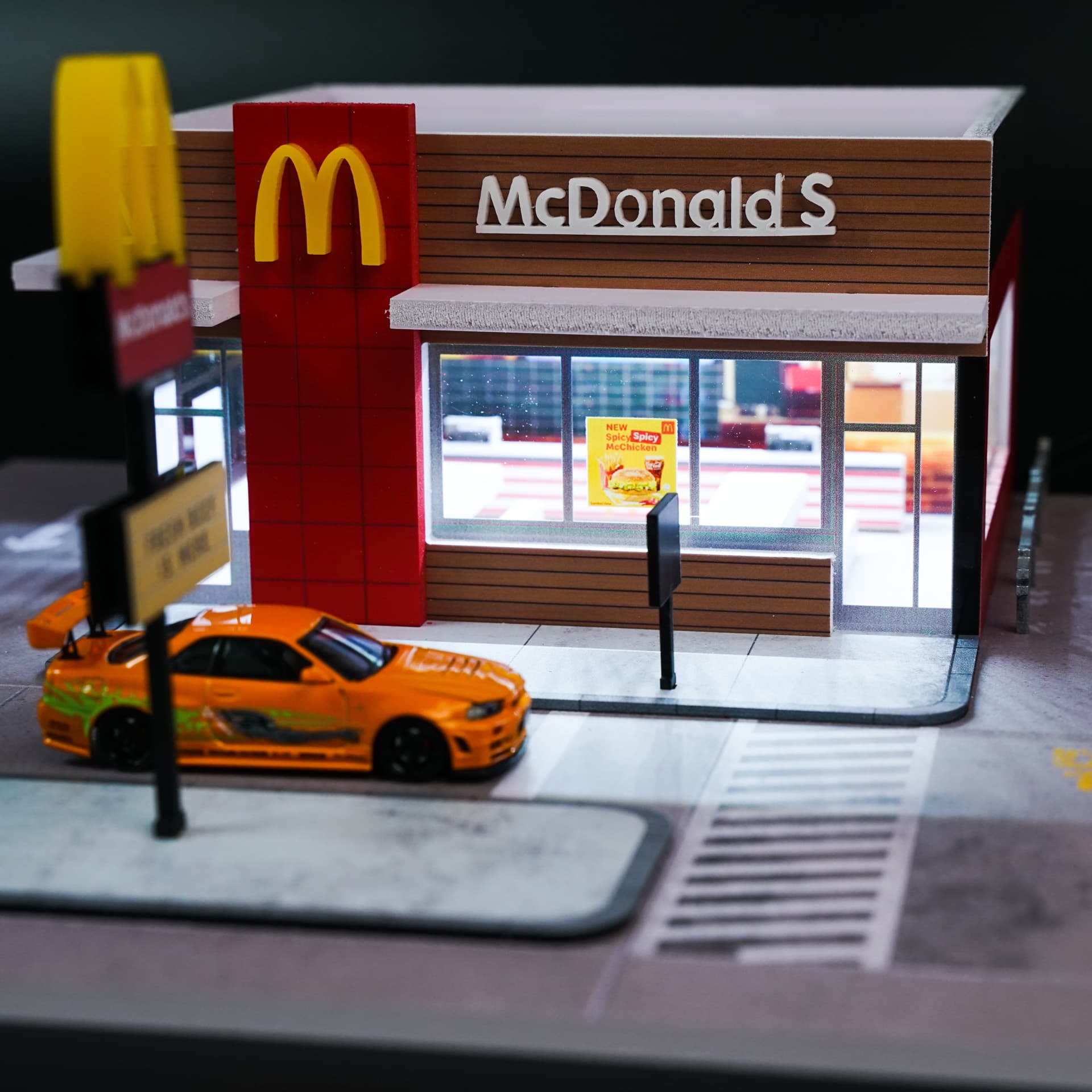 Diorama McDonald’s Drive-In Moreart - model 1:64 - miniatura 6