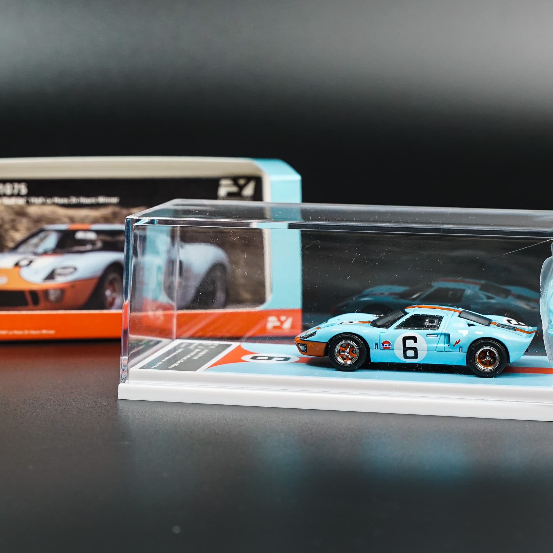 Ford GT40 Gulf FY - model 1:64 - miniatura 5