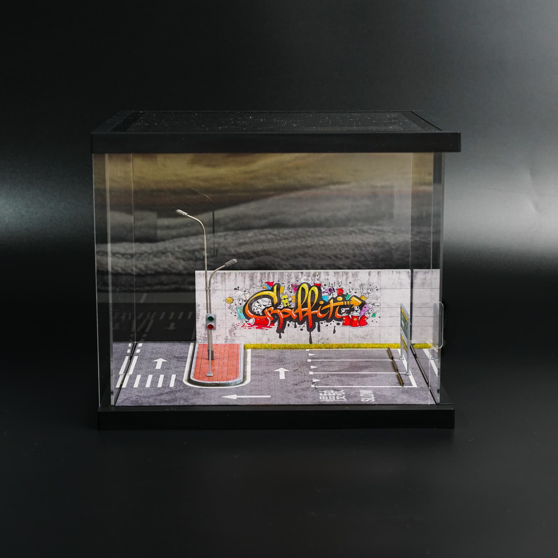Graffiti Street Moreart - model 1:64 - miniatura 1