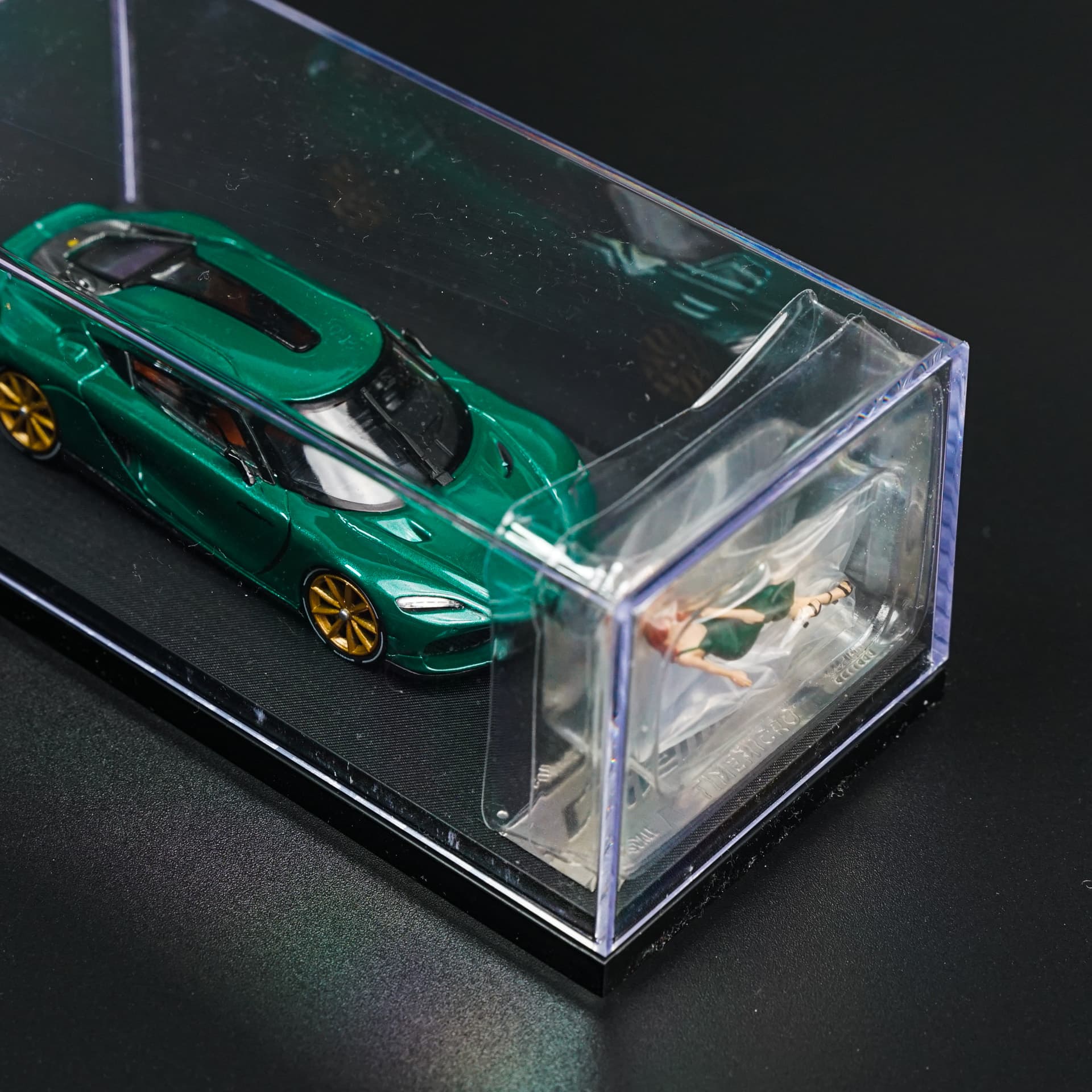 Koenigsegg Gemera TimeMicro - model 1:64 - miniatura 3