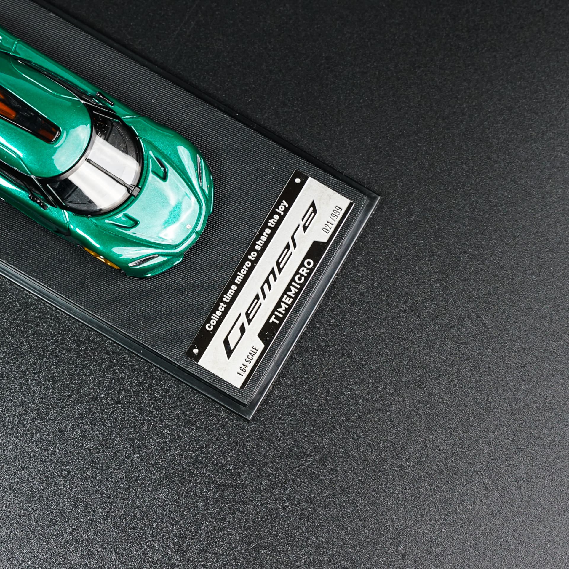 Koenigsegg Gemera TimeMicro - model 1:64 - miniatura 4