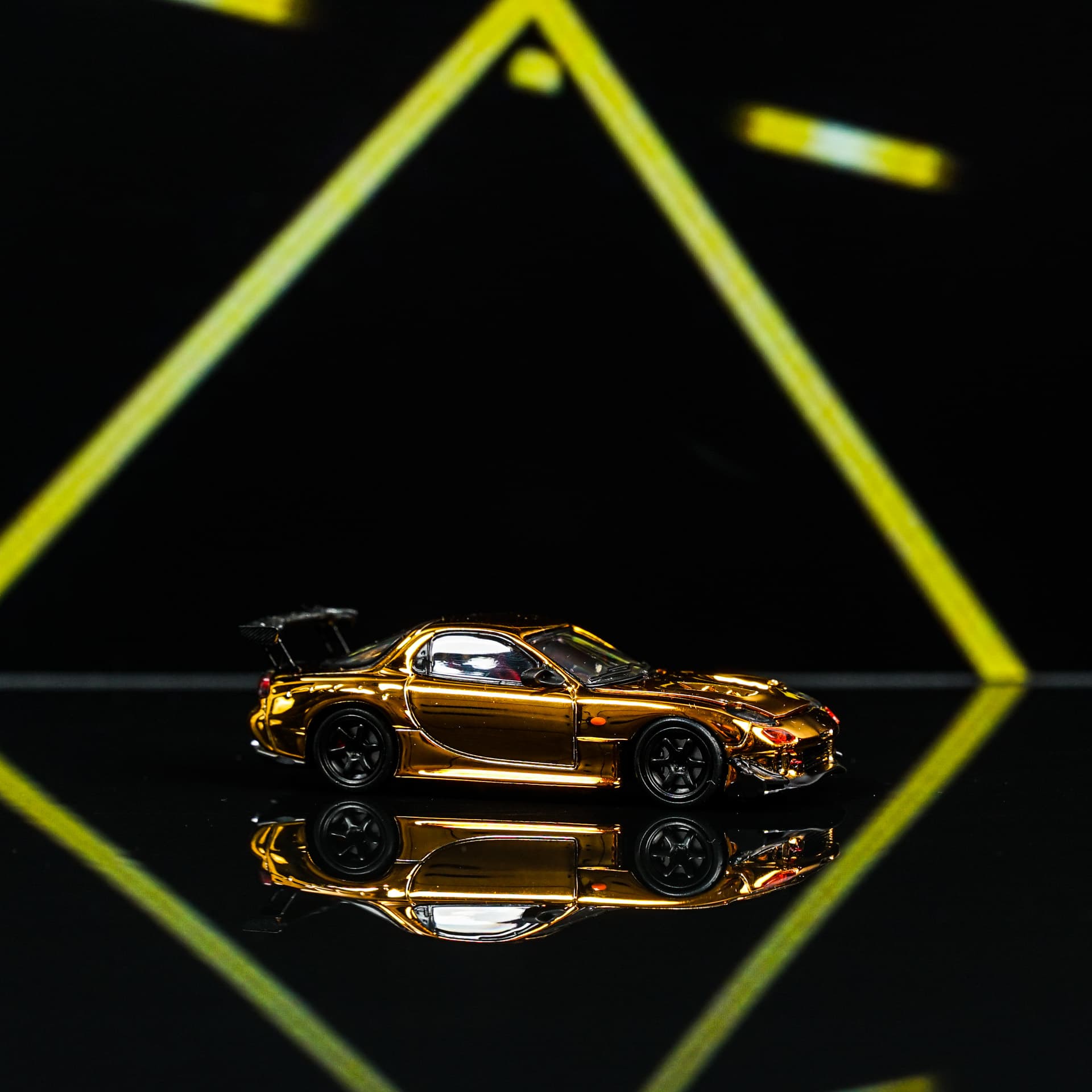 Mazda RX-7 Chrome Gold TimeMicro - model 1:64 - miniatura 1