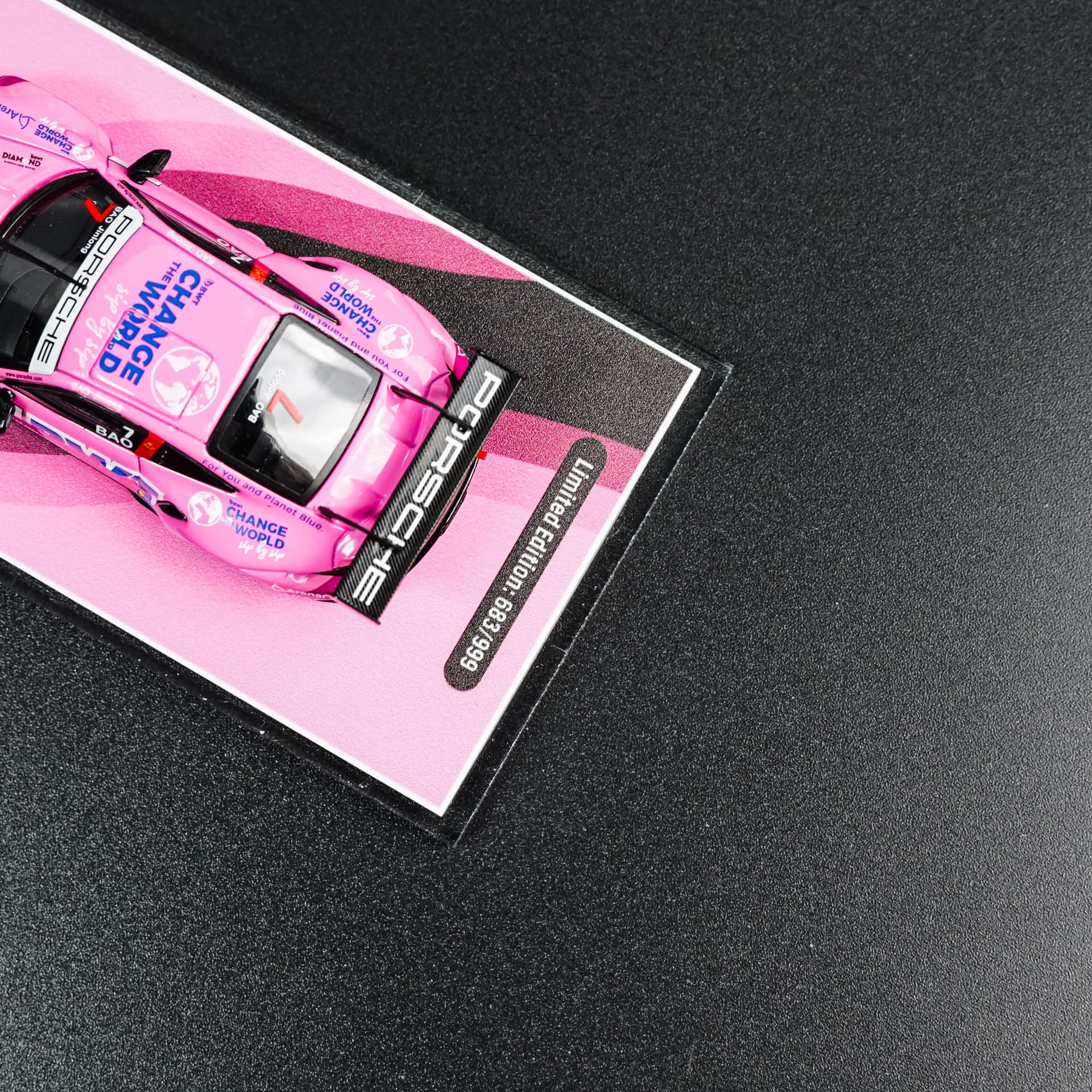 Porsche 911 GT3 Cup (992) 1:64 – Team BWT Bao Jinlong ModernArt - model 1:64 - miniatura 4