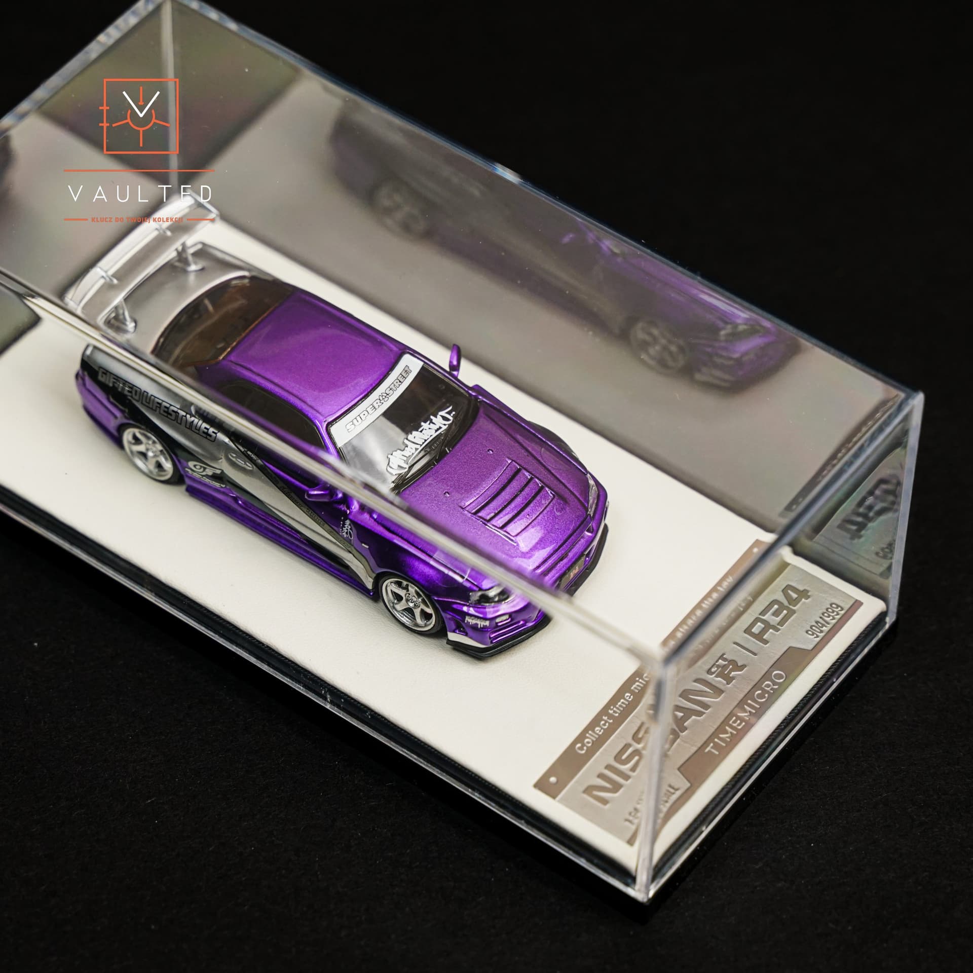 Nissan GT-R R34 Pink TimeMicro - model 1:64 - miniatura 2