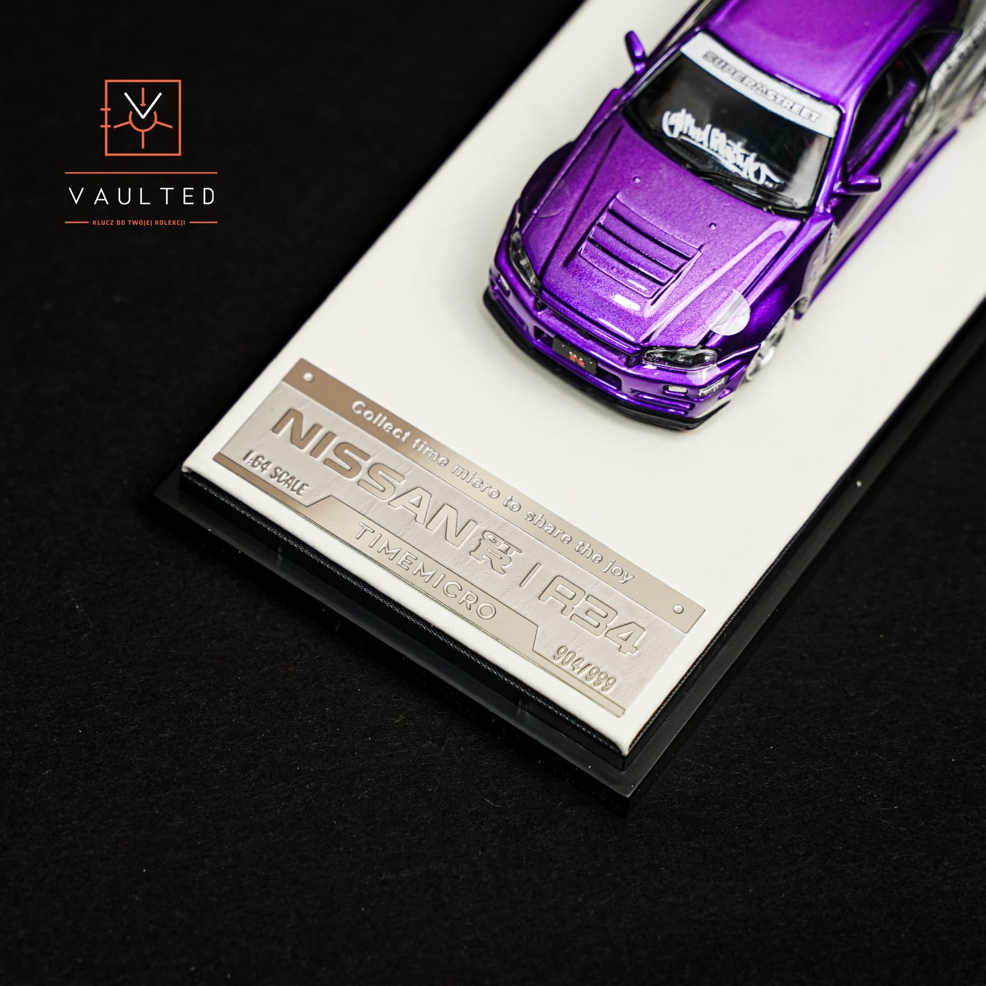 Nissan GT-R R34 Pink TimeMicro - model 1:64 - miniatura 4