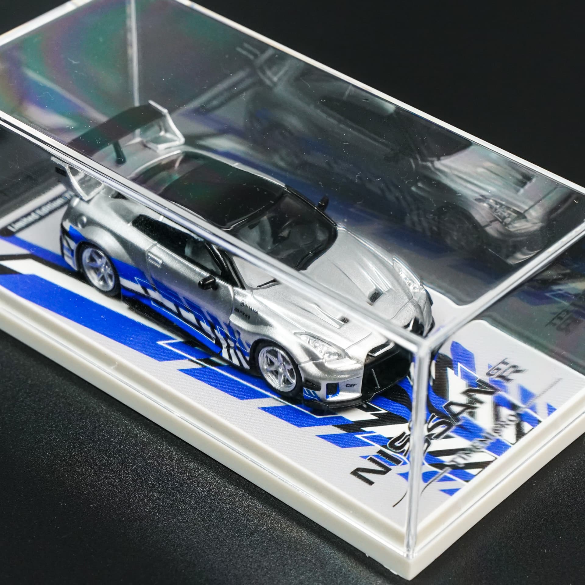 Nissan GT-R R35 Silver TimeMicro - model 1:64 - miniatura 3