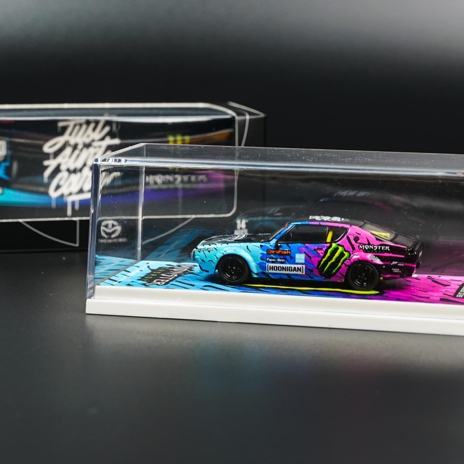 Nissan KPGC110 Monster TimeMicro - model 1:64 - miniatura 5