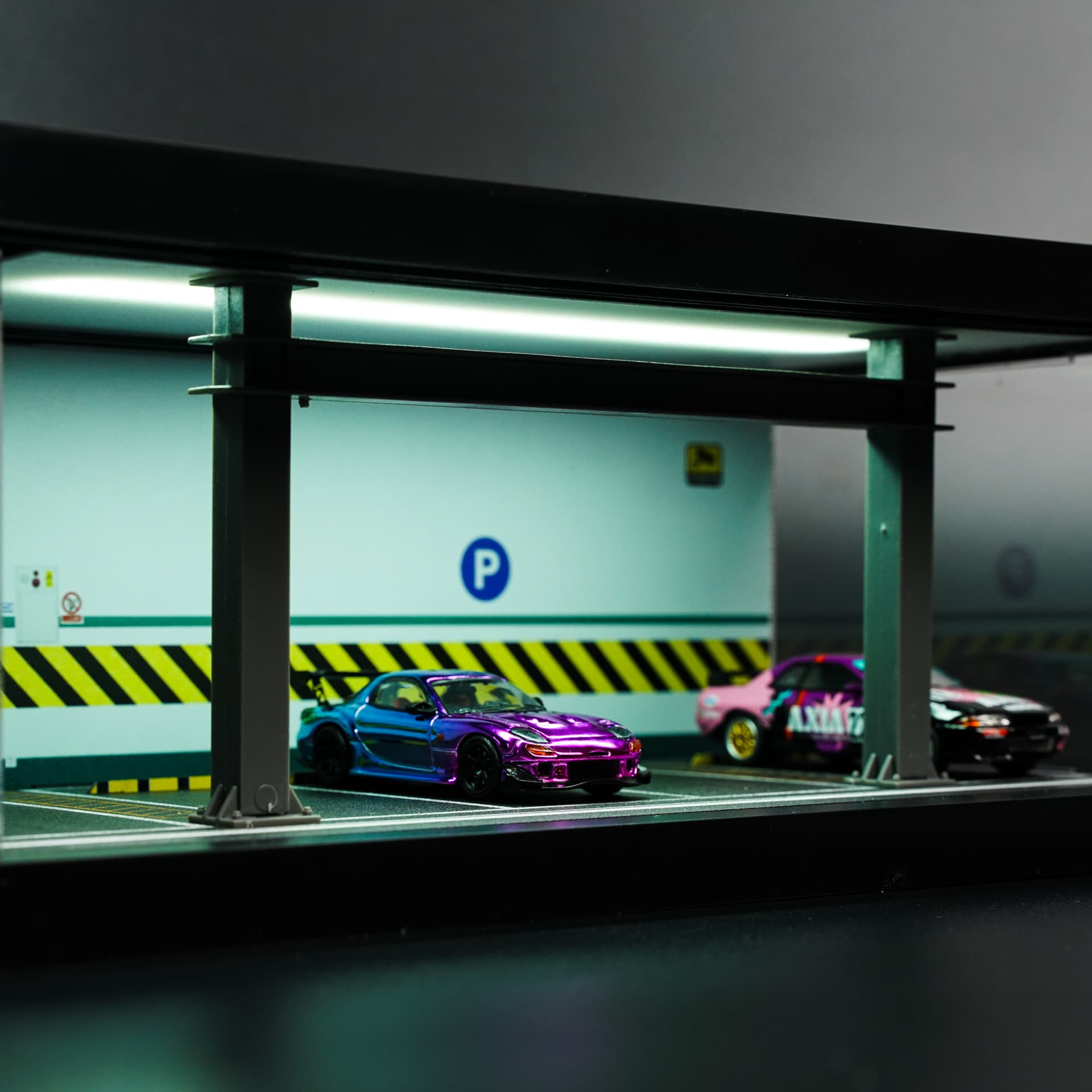 Parking LED Inny - model 1:64 - miniatura 3