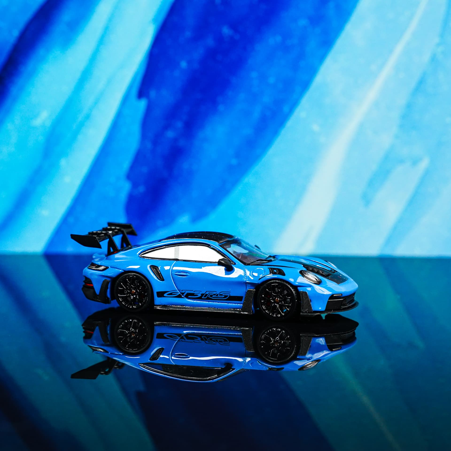 Porsche 992 GT3 RS Dark Blue TimeMicro - model 1:64 - miniatura 1