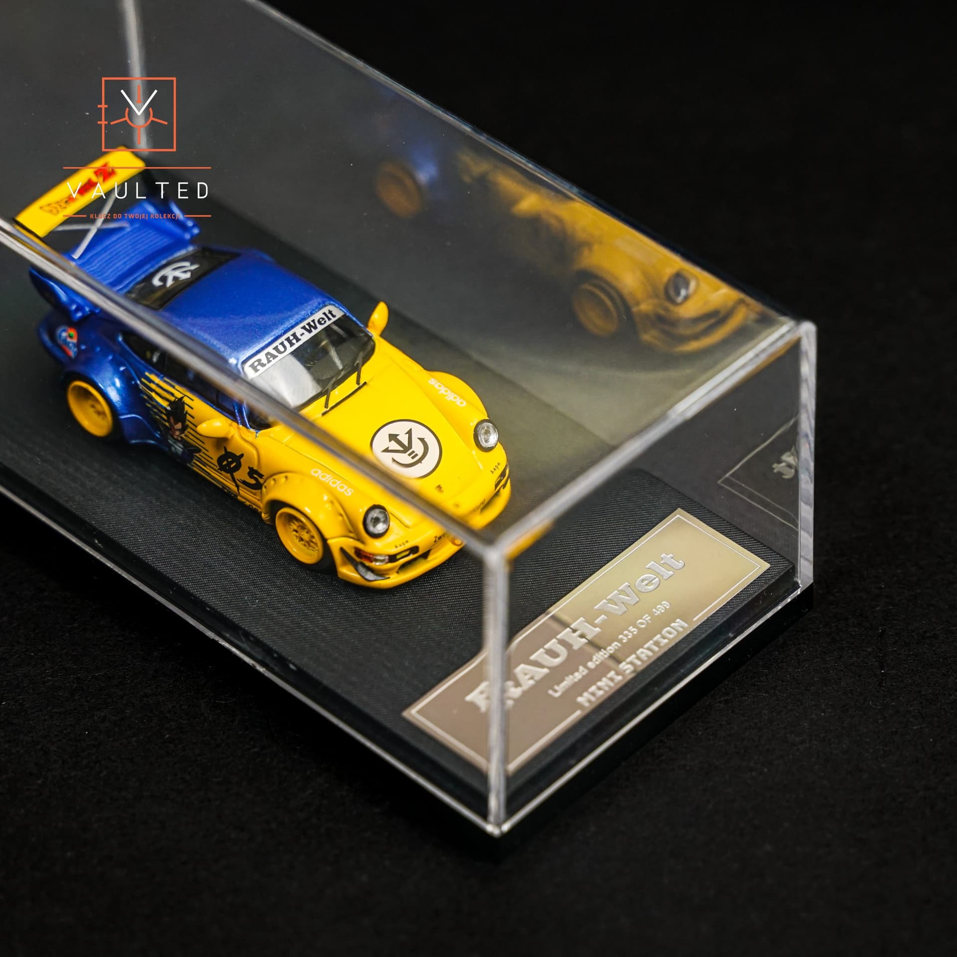Porsche 993 RWB Dragon Ball Vegeta Mini Station - model 1:64 - miniatura 2