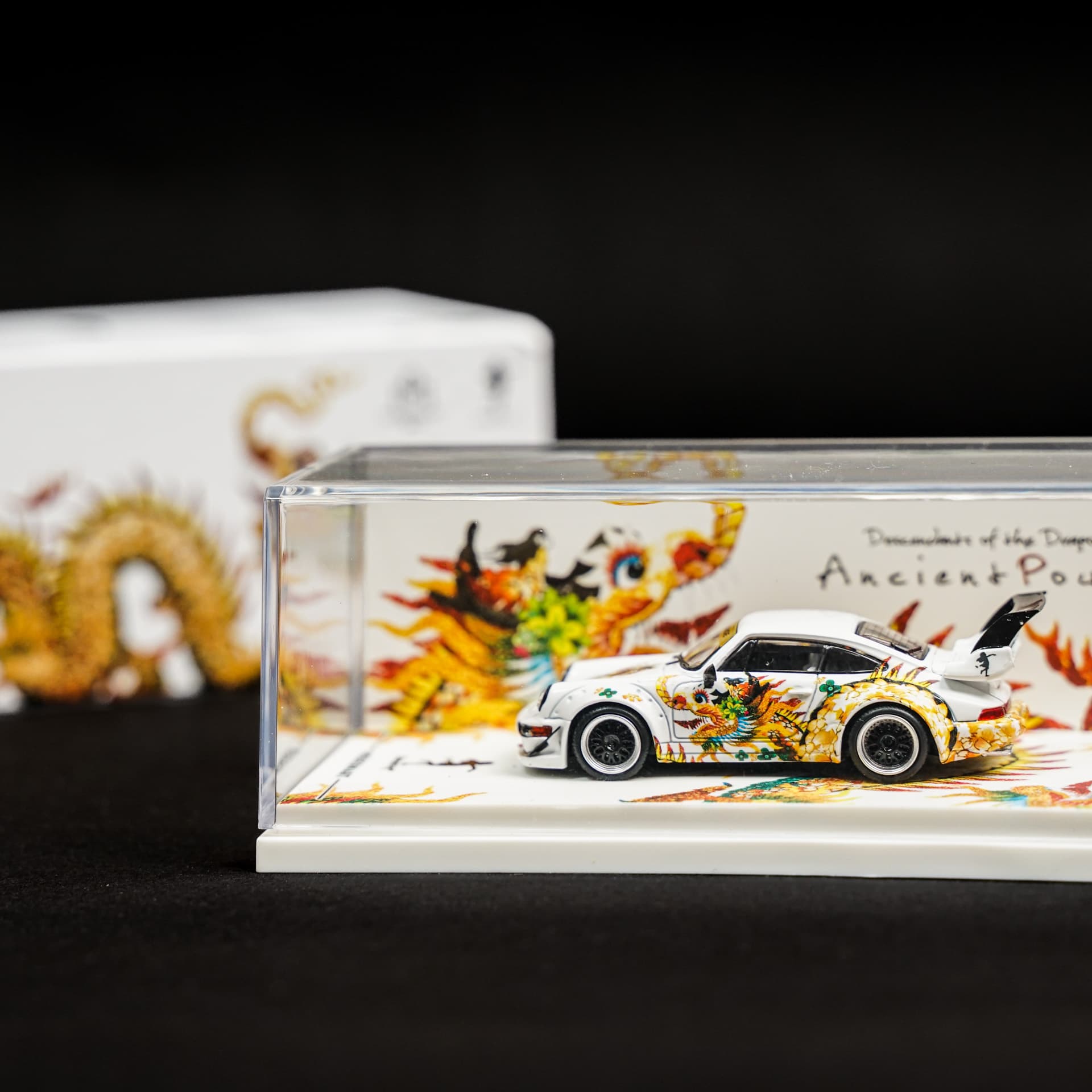 Porsche RWB 964 Flower Dragon ModernArt - model 1:64 - miniatura 4
