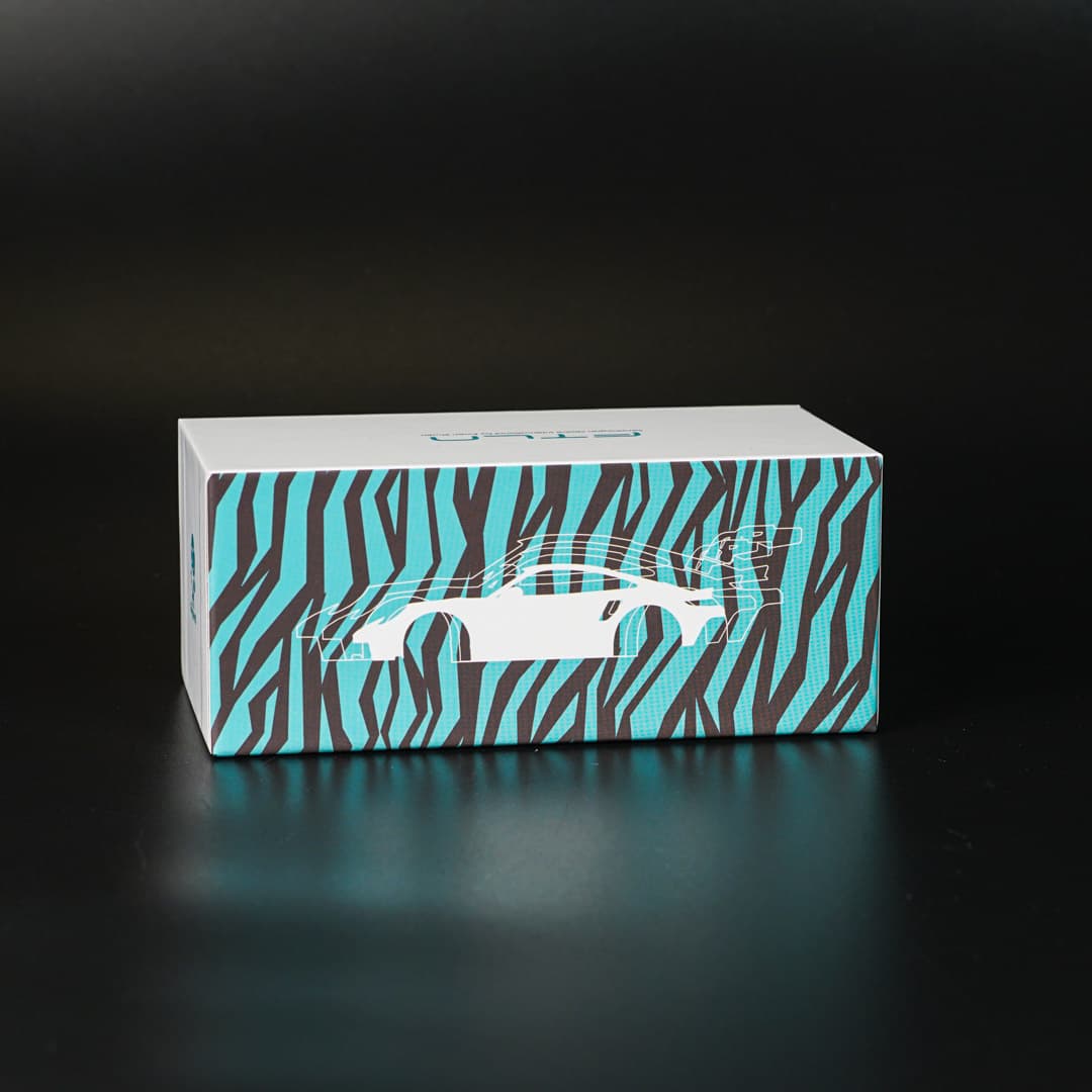 Shepwell X Modernart X Senseorgan X AIT ModernArt - model 1:64 - miniatura 6