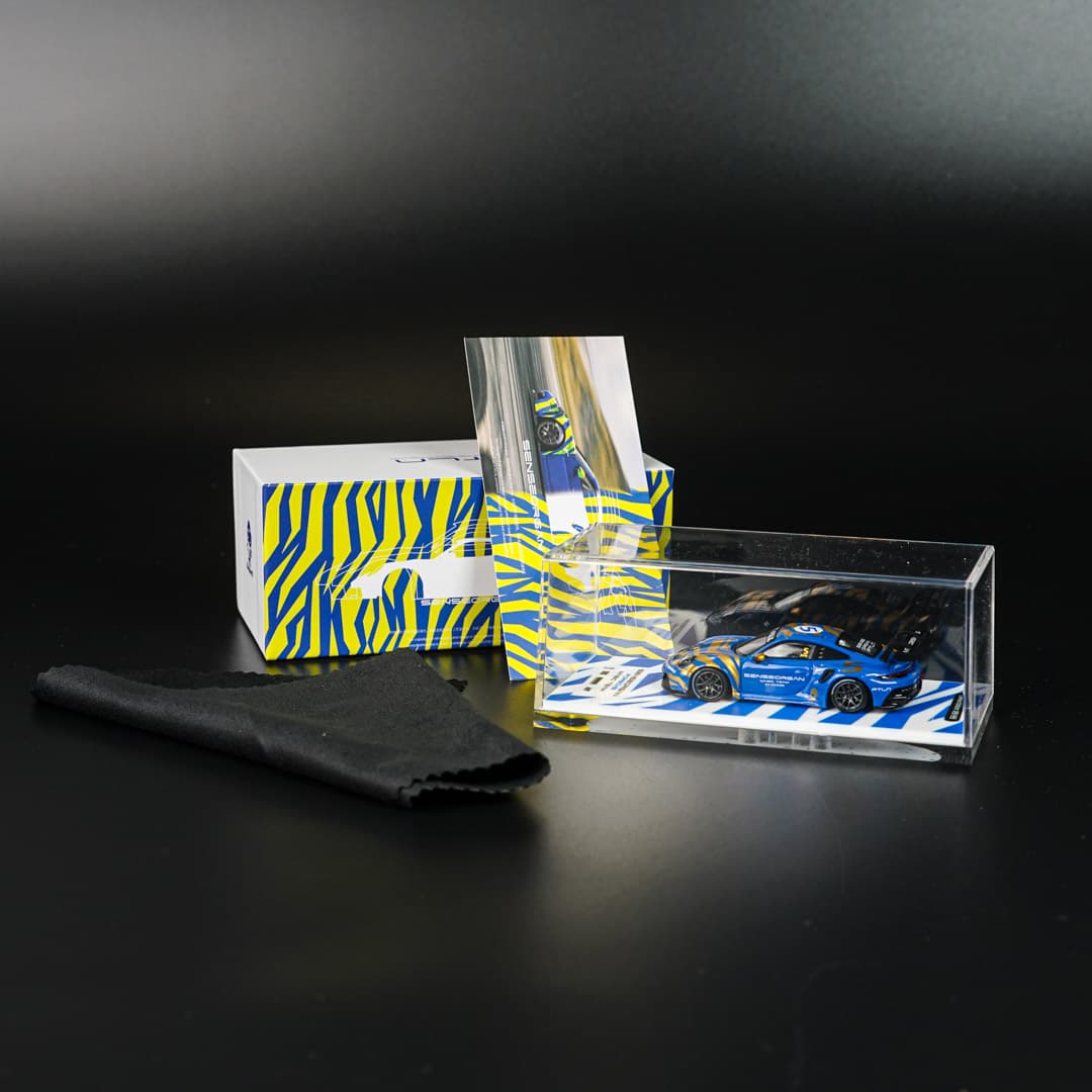 Shepwell X Modernart X Senseorgan X AIT ModernArt - model 1:64 - miniatura 5