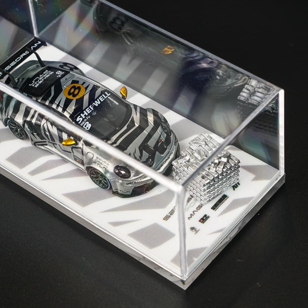 Shepwell X Modernart X Senseorgan X AIT ModernArt - model 1:64 - miniatura 3