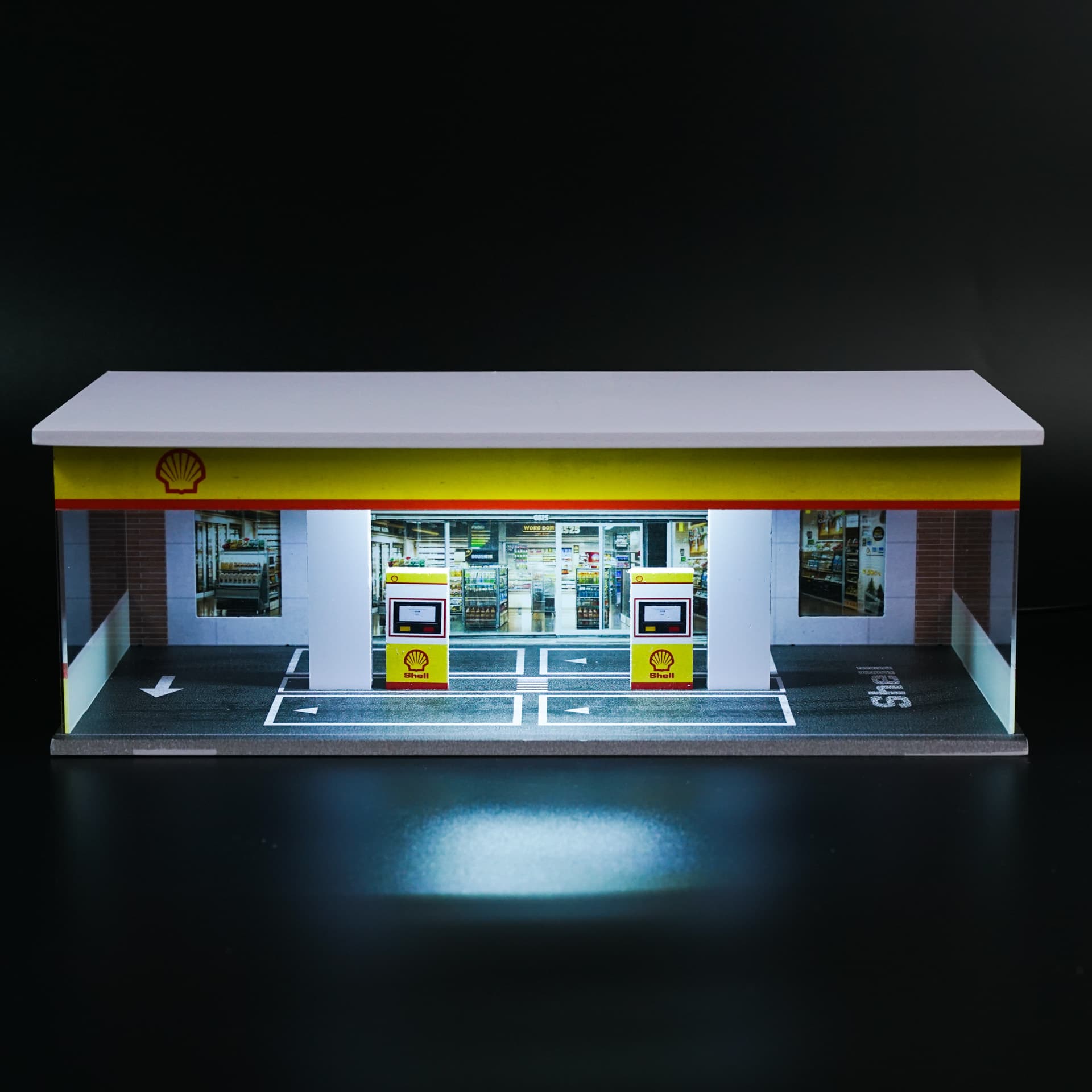 Stacja Shell Moreart - model 1:64 - miniatura 1