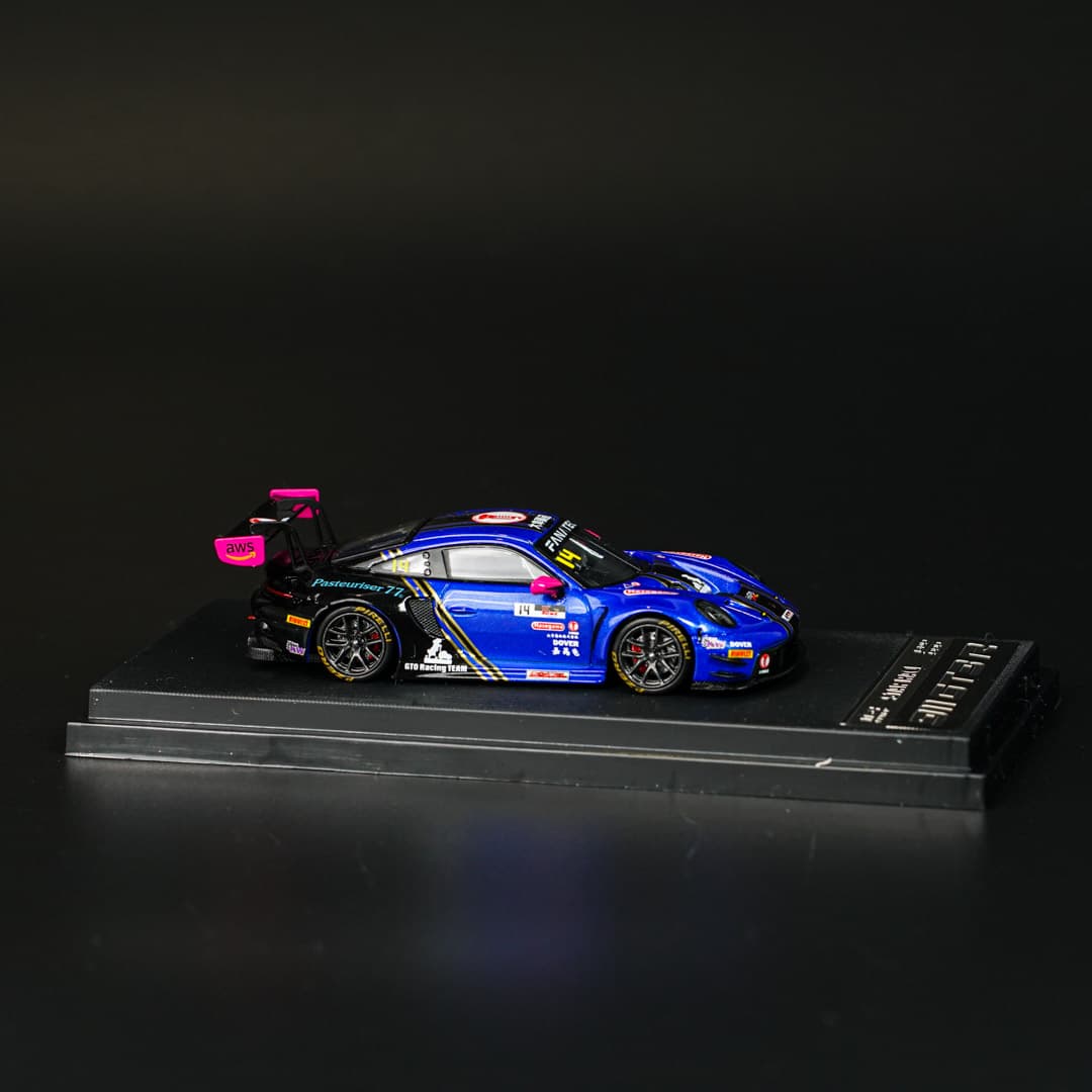 Porsche 911 GT3 R #14 Star Race - model 1:64 - miniatura 2