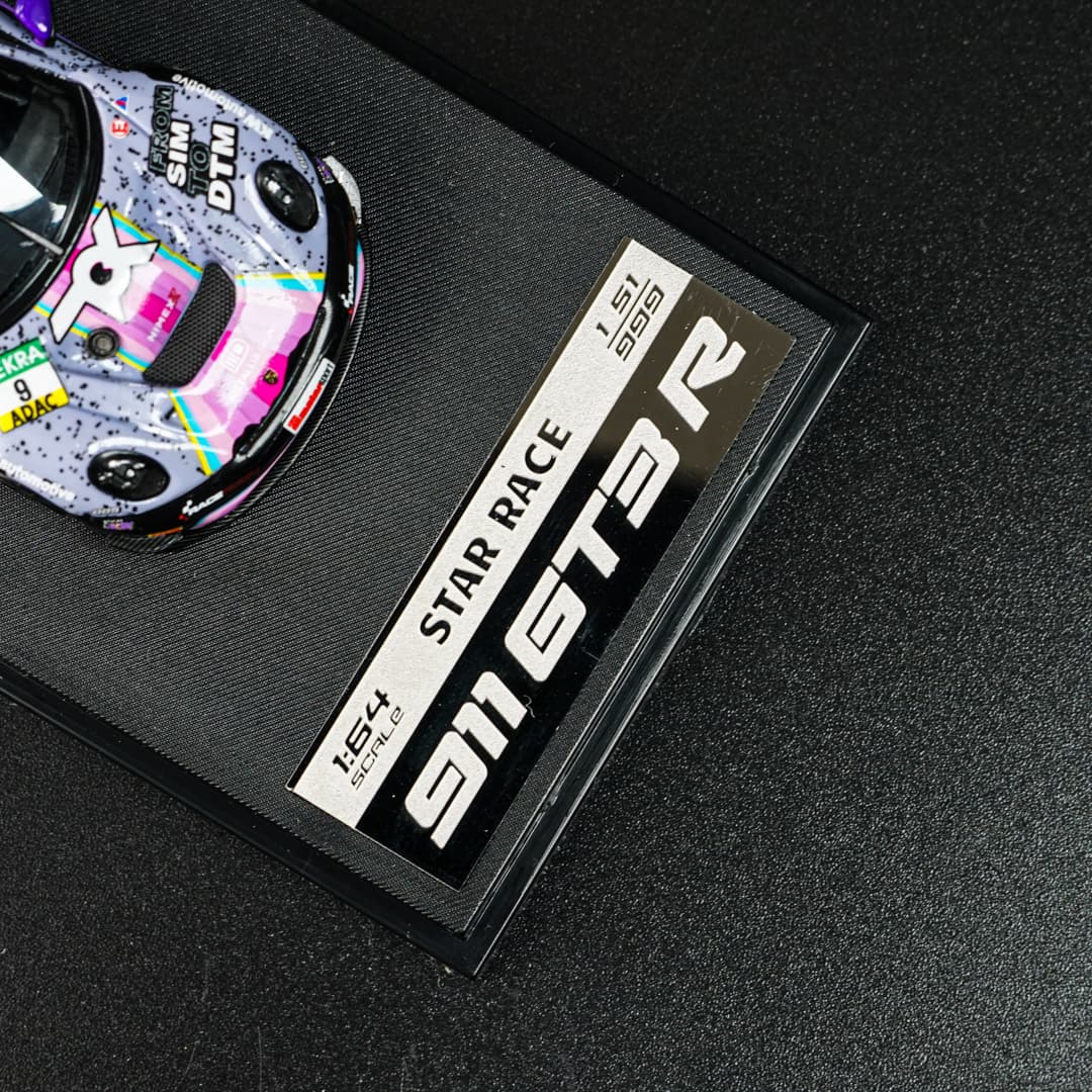 Porsche 911 GT3 R #9 Star Race - model 1:64 - miniatura 4