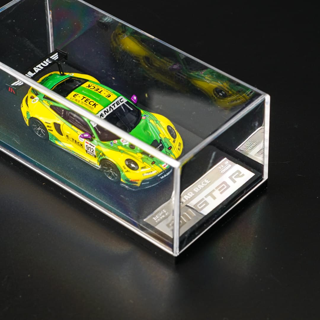Porsche 911 GT3 R #912 Star Race - model 1:64 - miniatura 3