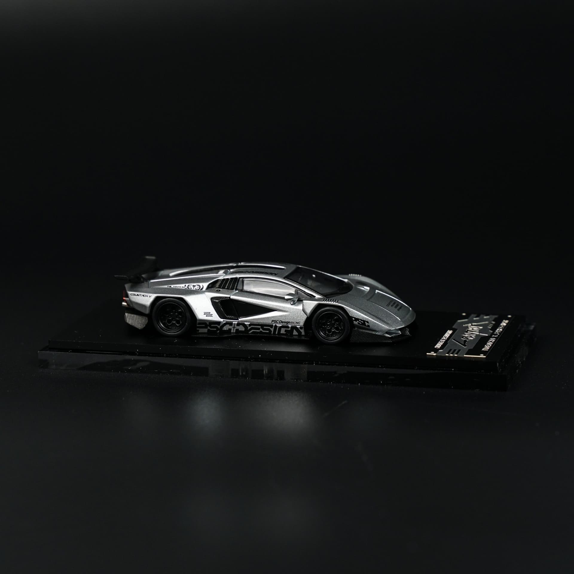 Lamborghini Countach "V" TimeMicro - model 1:64 - miniatura 2