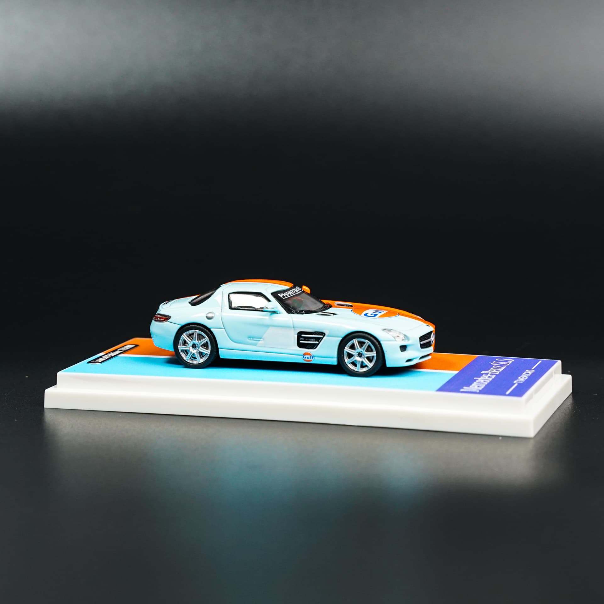 Mercedes-Benz SLS AMG Gulf TimeMicro - model 1:64 - miniatura 2