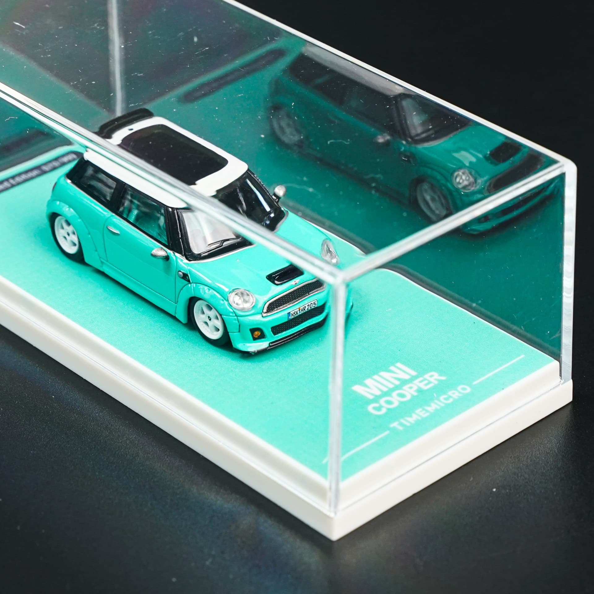 Mini Cooper R56 Mint TimeMicro - model 1:64 - miniatura 3