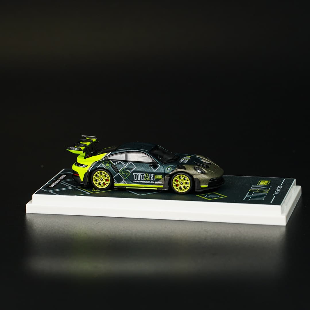 Porsche 992 GT3 RS Titan TimeMicro - model 1:64 - miniatura 2